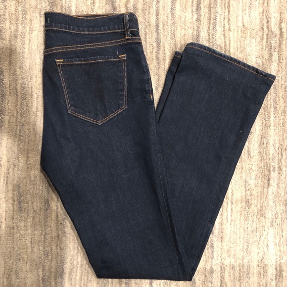 J Brand Denim - EUC J Brand Straight Leg Dark Wash Jean #805 ink